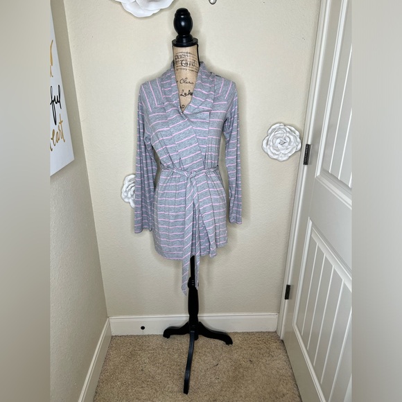 Bump in the Night Gray & Pink Striped Shorter Maternity/Nursing Robe Sz L - Picture 4 of 15